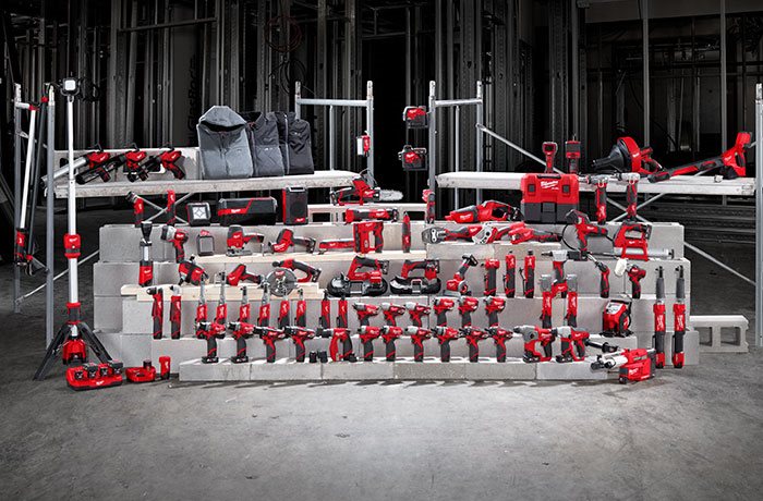 ÉT SYSTEM, OVER 120 VÆRKTØJER